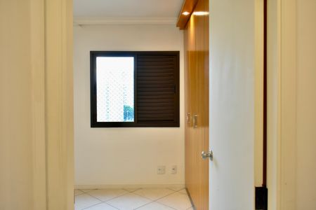 Apartamento para alugar com 100m², 3 quartos e 2 vagas Apartamento para alugar com 100m², 3 quartos e 2 vagasSuíte