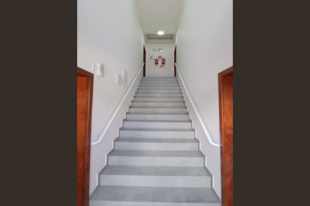 Apartamento para alugar com 86m², 3 quartos e 1 vagaEscada