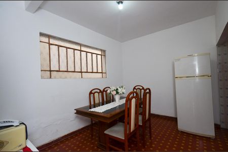 Casa à venda com 333m², 6 quartos e 3 vagas Casa à venda com 333m², 6 quartos e 3 vagasSala de jantar