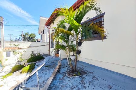 Casa à venda com 279m², 3 quartos e 2 vagas Casa à venda com 279m², 3 quartos e 2 vagasQuintal