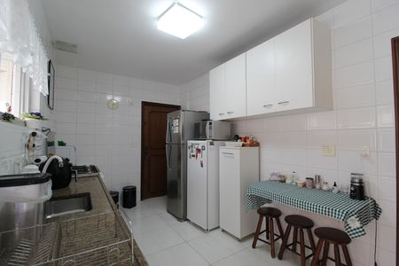 Apartamento para alugar com 94m², 3 quartos e 2 vagasCozinha