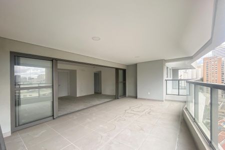Apartamento à venda com 176m², 3 quartos e 3 vagasVaranda Sala