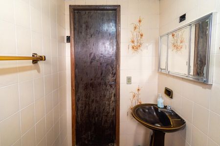 Casa à venda com 93m², 2 quartos e 2 vagas Casa à venda com 93m², 2 quartos e 2 vagasBanheiro Social