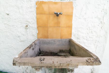 Casa à venda com 93m², 2 quartos e 2 vagas Casa à venda com 93m², 2 quartos e 2 vagasLavanderia Detalhe