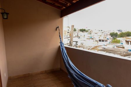 Casa à venda com 125m², 2 quartos e 3 vagas Casa à venda com 125m², 2 quartos e 3 vagasSacada