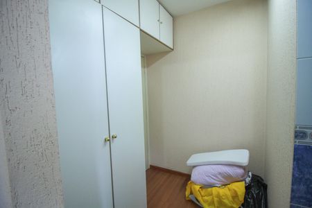 Casa à venda com 180m², 3 quartos e 4 vagas Casa à venda com 180m², 3 quartos e 4 vagasQuarto 2