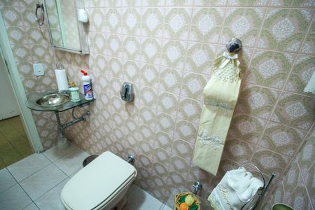 Casa à venda com 180m², 3 quartos e 4 vagas Casa à venda com 180m², 3 quartos e 4 vagaslavabo da sala