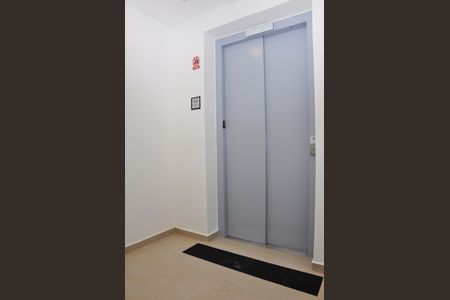 Apartamento à venda com 158m², 3 quartos e 2 vagasHall social