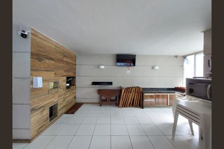 Apartamento à venda com 64m², 2 quartos e 1 vagaÁrea comum - Churrasqueira