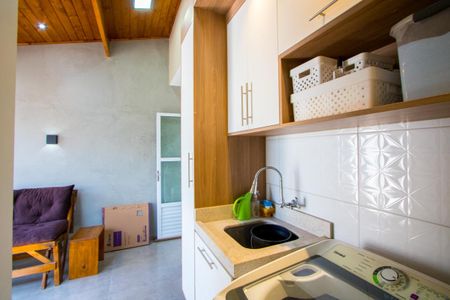 Apartamento à venda com 74m², 2 quartos e 1 vaga Apartamento à venda com 74m², 2 quartos e 1 vagaÁrea de serviço