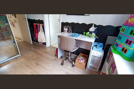 Apartamento à venda com 150m², 3 quartos e 2 vagasSuíte 2