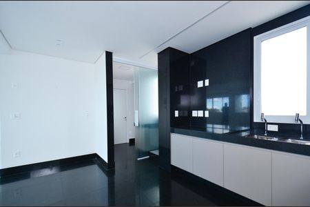 Apartamento para alugar com 139m², 4 quartos e 3 vagas Apartamento para alugar com 139m², 4 quartos e 3 vagasCozinha