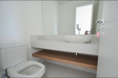 Apartamento para alugar com 139m², 4 quartos e 3 vagas Apartamento para alugar com 139m², 4 quartos e 3 vagasLavabo