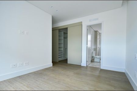 Apartamento para alugar com 139m², 4 quartos e 3 vagas Apartamento para alugar com 139m², 4 quartos e 3 vagasQuarto 4- Suíte
