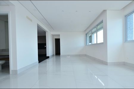 Apartamento para alugar com 139m², 4 quartos e 3 vagas Apartamento para alugar com 139m², 4 quartos e 3 vagasSala ambientes