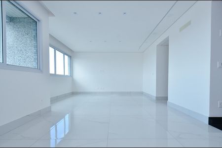 Apartamento para alugar com 139m², 4 quartos e 3 vagas Apartamento para alugar com 139m², 4 quartos e 3 vagasSala ambientes