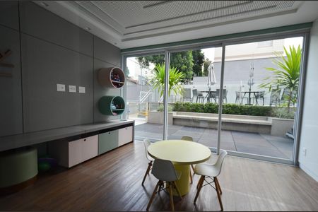 Apartamento para alugar com 139m², 4 quartos e 3 vagas Apartamento para alugar com 139m², 4 quartos e 3 vagasÁrea comum