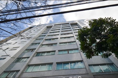 Apartamento para alugar com 139m², 4 quartos e 3 vagas Apartamento para alugar com 139m², 4 quartos e 3 vagasFachada