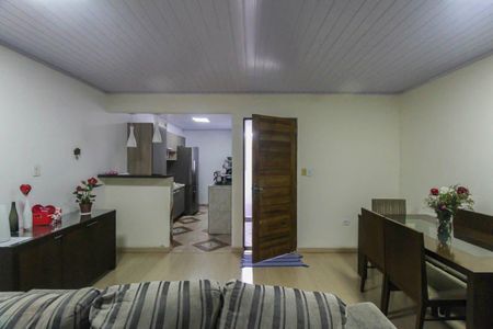 Casa à venda com 125m², 5 quartos e 2 vagas Casa à venda com 125m², 5 quartos e 2 vagasSala - Casa 1
