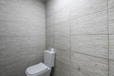 Casa à venda com 125m², 5 quartos e 2 vagas Casa à venda com 125m², 5 quartos e 2 vagasBanheiro da Suíte 1 - Casa 1