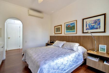 Apartamento à venda com 276m², 4 quartos e 4 vagasFoto 29