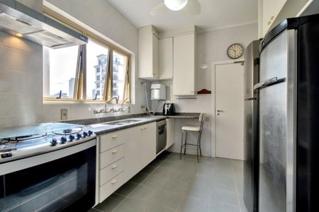 Apartamento à venda com 276m², 4 quartos e 4 vagasFoto 36