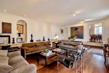 Apartamento à venda com 276m², 4 quartos e 4 vagasFoto 06