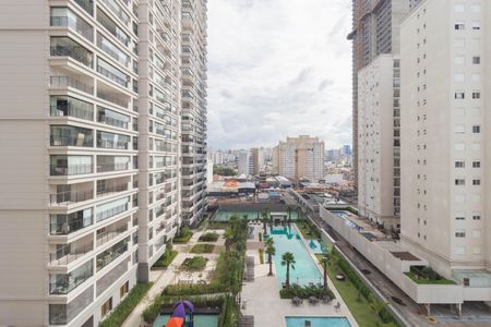 Apartamento para alugar com 55m², 2 quartos e 1 vagaVista - Varanda