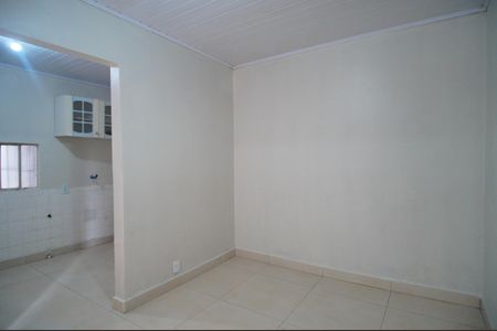 Casa à venda com 70m², 1 quarto e 1 vagaSala