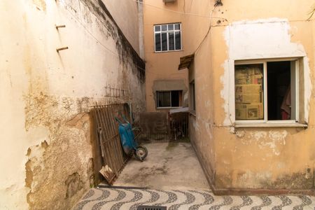 Casa à venda com 250m², 3 quartos e 3 vagas Casa à venda com 250m², 3 quartos e 3 vagasÁrea externa