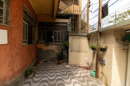 Casa à venda com 250m², 3 quartos e 3 vagas Casa à venda com 250m², 3 quartos e 3 vagasÁrea externa