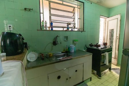 Casa à venda com 250m², 3 quartos e 3 vagas Casa à venda com 250m², 3 quartos e 3 vagasCozinha