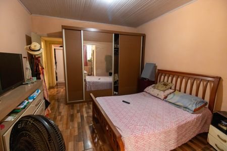 Casa à venda com 250m², 3 quartos e 3 vagas Casa à venda com 250m², 3 quartos e 3 vagasSuíte