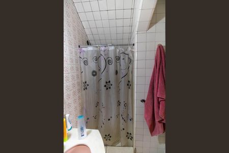 Casa à venda com 250m², 3 quartos e 3 vagas Casa à venda com 250m², 3 quartos e 3 vagasBanheiro da Suíte