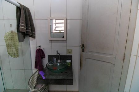 Casa à venda com 250m², 3 quartos e 3 vagas Casa à venda com 250m², 3 quartos e 3 vagasBanheiro Social