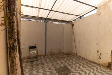 Casa à venda com 250m², 3 quartos e 3 vagas Casa à venda com 250m², 3 quartos e 3 vagasVista do Quarto 2