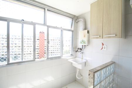 Apartamento para alugar com 72m², 2 quartos e 1 vagaÁrea de serviço