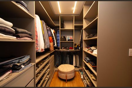 Apartamento à venda com 864m², 5 quartos e 2 vagascloset 1 Suíte Master