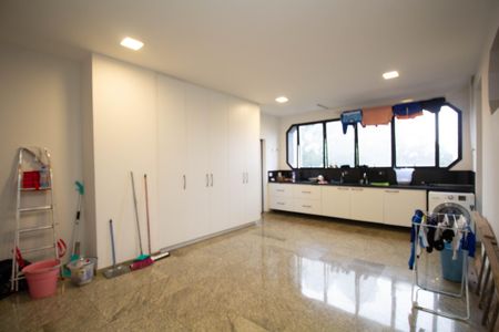 Apartamento à venda com 864m², 5 quartos e 2 vagasÁrea de Serviço