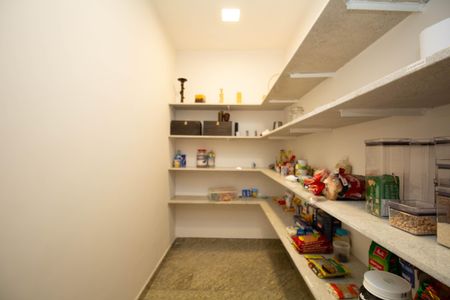 Apartamento à venda com 864m², 5 quartos e 2 vagasDispensa