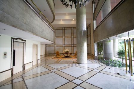 Apartamento à venda com 864m², 5 quartos e 2 vagasHall de entrada