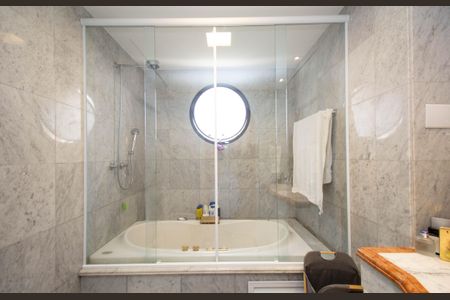 Apartamento à venda com 864m², 5 quartos e 2 vagasBanheiro 1 suíte Master