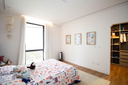 Apartamento à venda com 864m², 5 quartos e 2 vagasSuíte 4