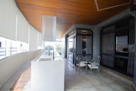 Apartamento à venda com 864m², 5 quartos e 2 vagasVaranda da Sala