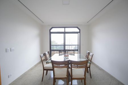 Apartamento à venda com 864m², 5 quartos e 2 vagasCopa