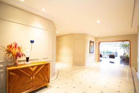 Apartamento à venda com 864m², 5 quartos e 2 vagasHall de entrada