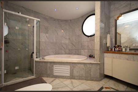 Apartamento à venda com 864m², 5 quartos e 2 vagasBanheiro 2 suíte Master