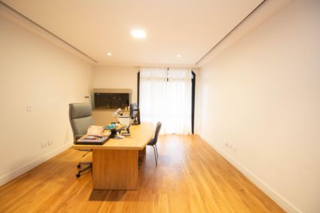 Apartamento à venda com 864m², 5 quartos e 2 vagasEscritório