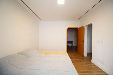 Apartamento à venda com 864m², 5 quartos e 2 vagasSuíte 2