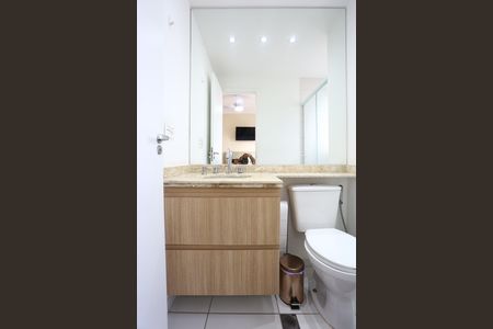 Apartamento à venda com 91m², 3 quartos e 2 vagas Apartamento à venda com 91m², 3 quartos e 2 vagasBanheiro da Suíte 2